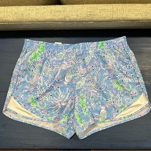 Lilly Pulitzer 4” ocean trail short